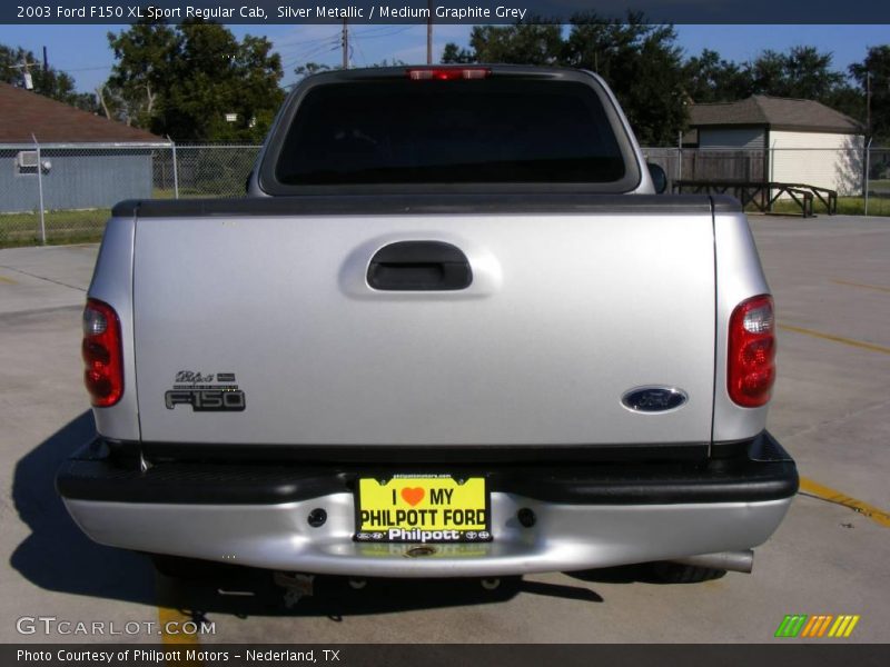 Silver Metallic / Medium Graphite Grey 2003 Ford F150 XL Sport Regular Cab
