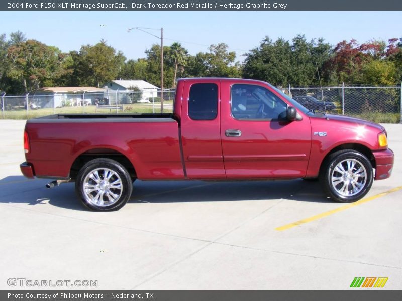 Dark Toreador Red Metallic / Heritage Graphite Grey 2004 Ford F150 XLT Heritage SuperCab