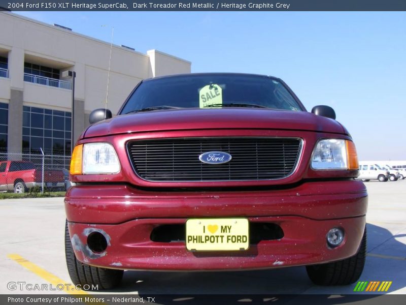 Dark Toreador Red Metallic / Heritage Graphite Grey 2004 Ford F150 XLT Heritage SuperCab