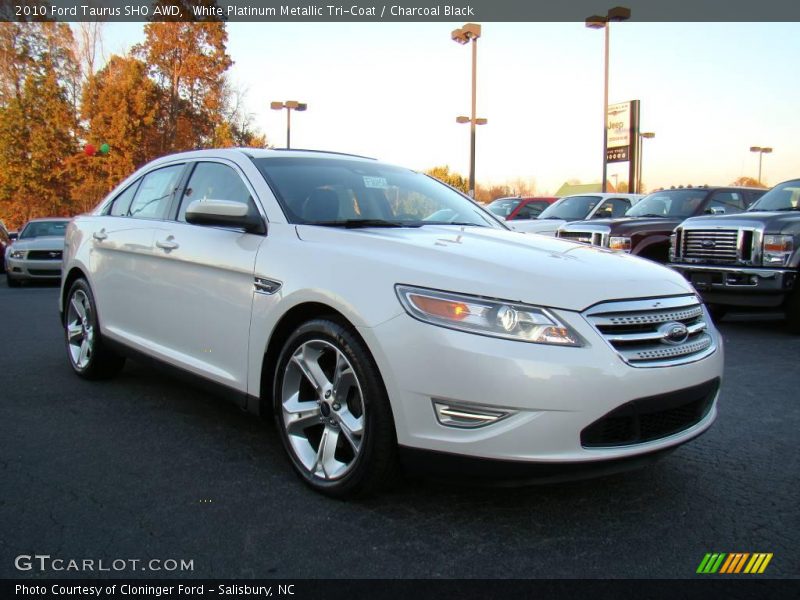 White Platinum Metallic Tri-Coat / Charcoal Black 2010 Ford Taurus SHO AWD