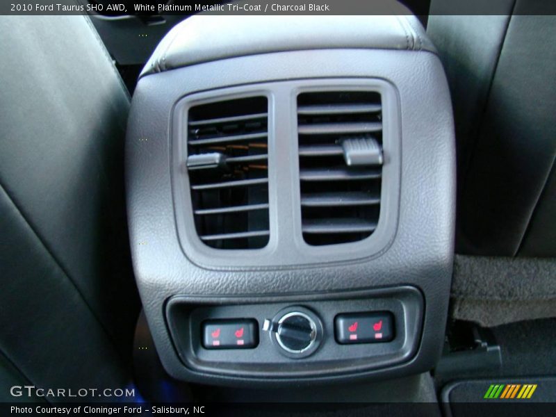 White Platinum Metallic Tri-Coat / Charcoal Black 2010 Ford Taurus SHO AWD