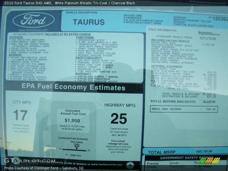 White Platinum Metallic Tri-Coat / Charcoal Black 2010 Ford Taurus SHO AWD