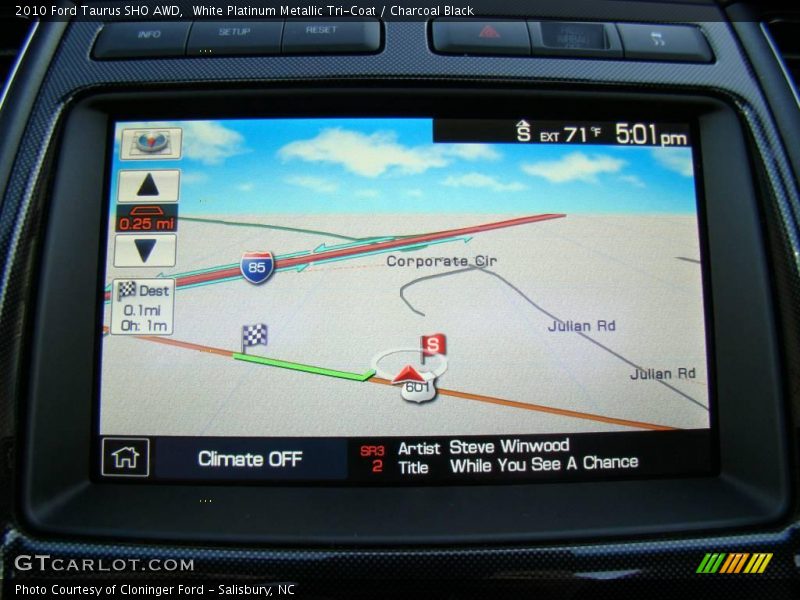 White Platinum Metallic Tri-Coat / Charcoal Black 2010 Ford Taurus SHO AWD