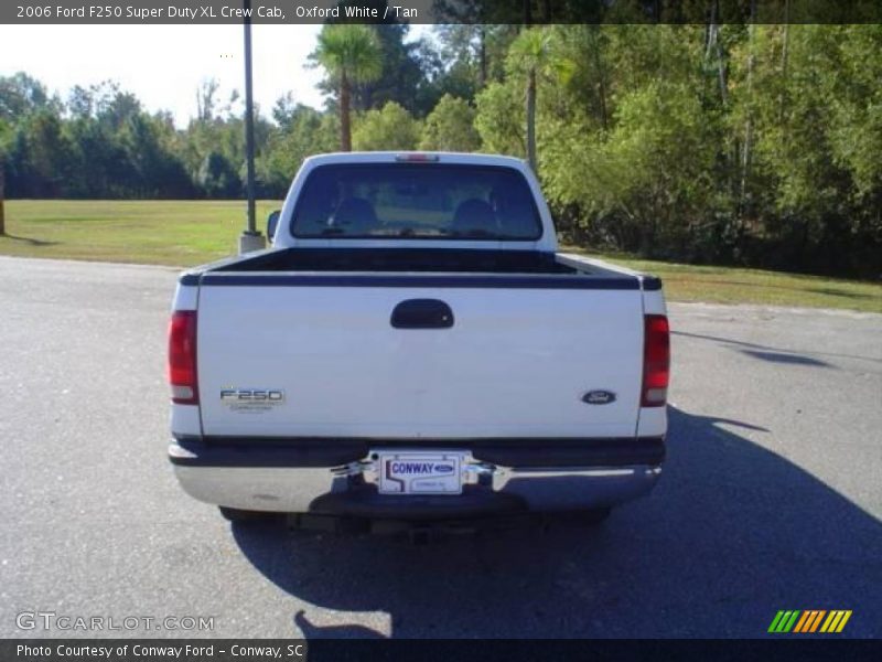 Oxford White / Tan 2006 Ford F250 Super Duty XL Crew Cab