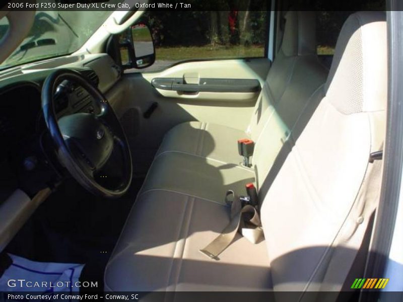 Oxford White / Tan 2006 Ford F250 Super Duty XL Crew Cab