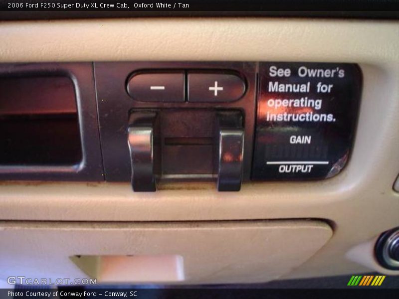 Oxford White / Tan 2006 Ford F250 Super Duty XL Crew Cab