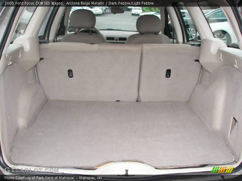 Arizona Beige Metallic / Dark Pebble/Light Pebble 2005 Ford Focus ZXW SES Wagon