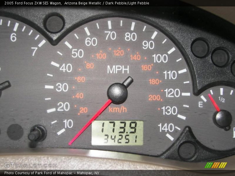 Arizona Beige Metallic / Dark Pebble/Light Pebble 2005 Ford Focus ZXW SES Wagon