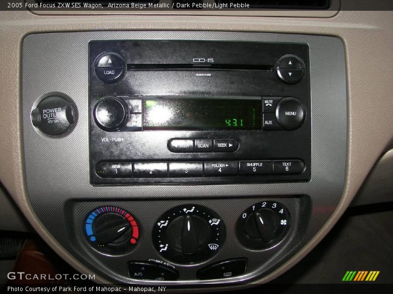 Arizona Beige Metallic / Dark Pebble/Light Pebble 2005 Ford Focus ZXW SES Wagon