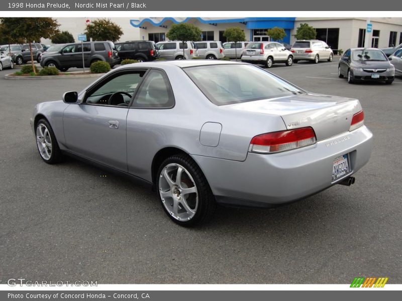 Nordic Mist Pearl / Black 1998 Honda Prelude