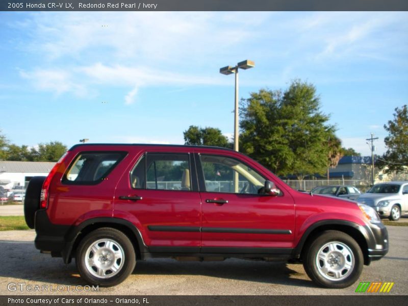 Redondo Red Pearl / Ivory 2005 Honda CR-V LX