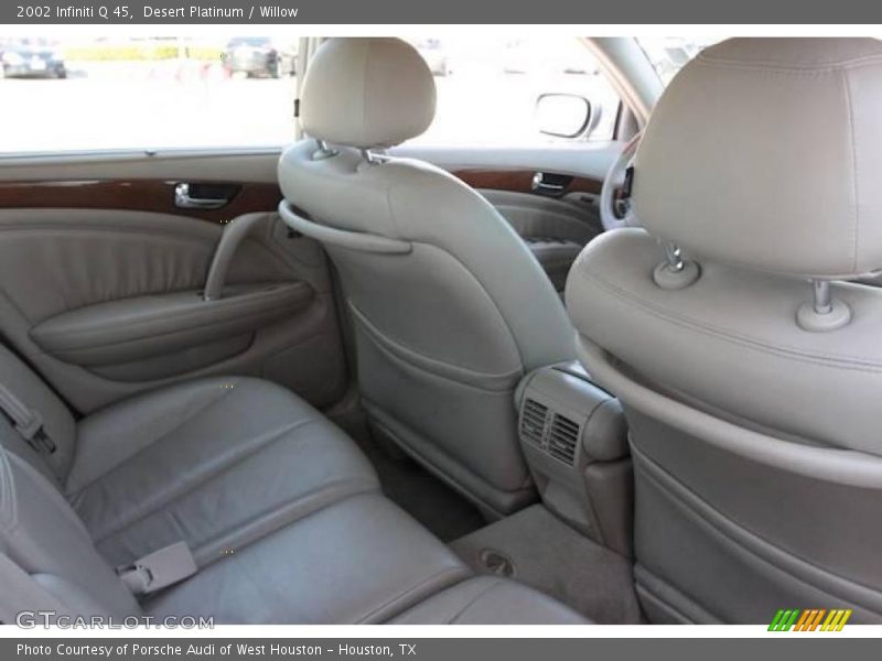 Desert Platinum / Willow 2002 Infiniti Q 45
