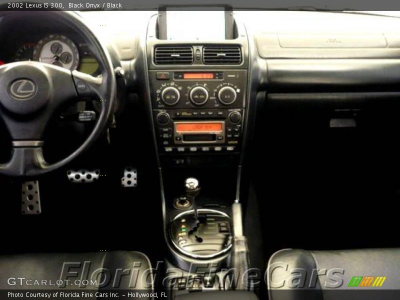Black Onyx / Black 2002 Lexus IS 300