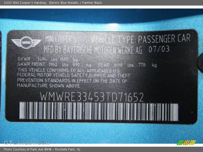 Electric Blue Metallic / Panther Black 2003 Mini Cooper S Hardtop