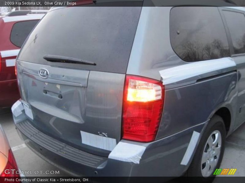 Olive Gray / Beige 2009 Kia Sedona LX
