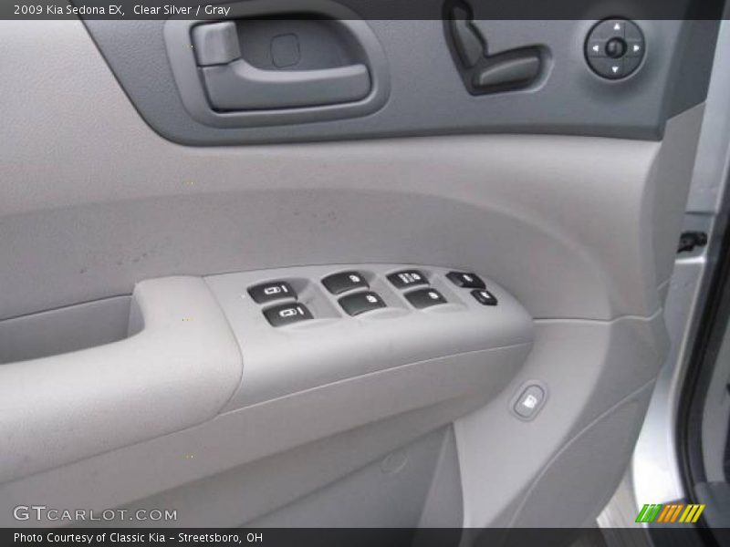 Clear Silver / Gray 2009 Kia Sedona EX