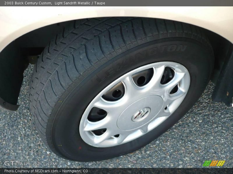 Light Sandrift Metallic / Taupe 2003 Buick Century Custom