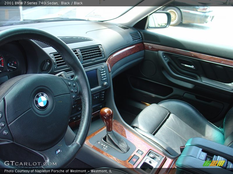 Black / Black 2001 BMW 7 Series 740i Sedan