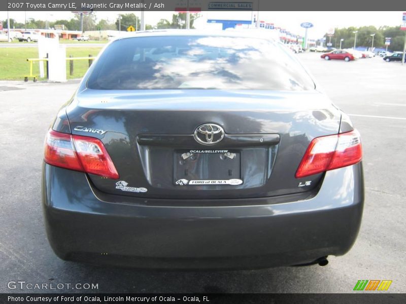 Magnetic Gray Metallic / Ash 2007 Toyota Camry LE