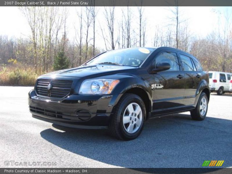 Black / Pastel Slate Gray 2007 Dodge Caliber SE
