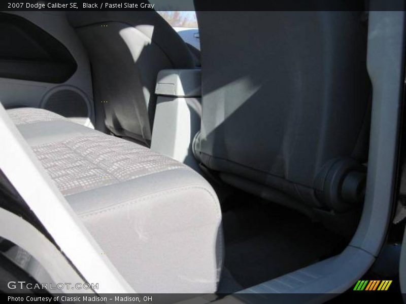 Black / Pastel Slate Gray 2007 Dodge Caliber SE