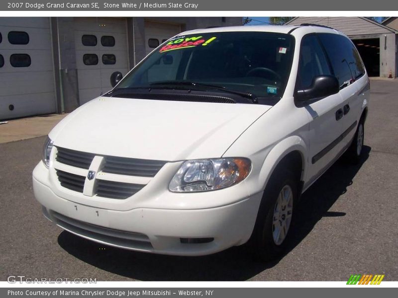 Stone White / Medium Slate Gray 2007 Dodge Grand Caravan SE