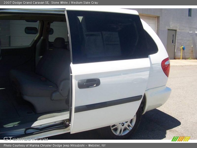Stone White / Medium Slate Gray 2007 Dodge Grand Caravan SE