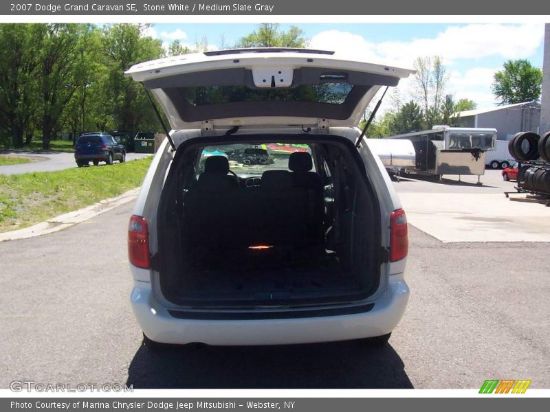 Stone White / Medium Slate Gray 2007 Dodge Grand Caravan SE