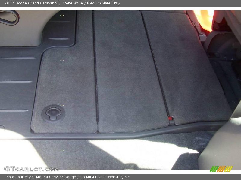 Stone White / Medium Slate Gray 2007 Dodge Grand Caravan SE
