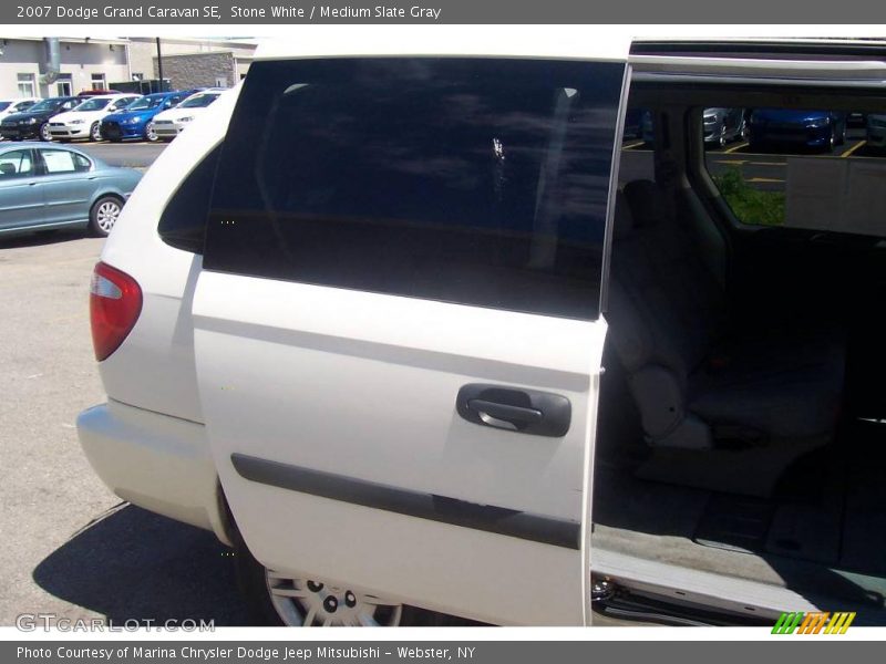 Stone White / Medium Slate Gray 2007 Dodge Grand Caravan SE