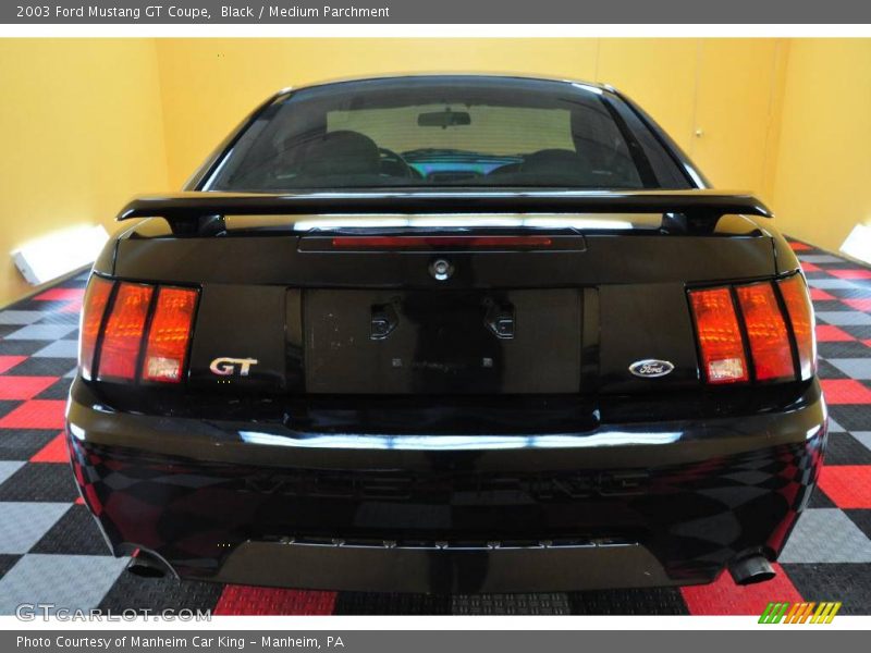 Black / Medium Parchment 2003 Ford Mustang GT Coupe