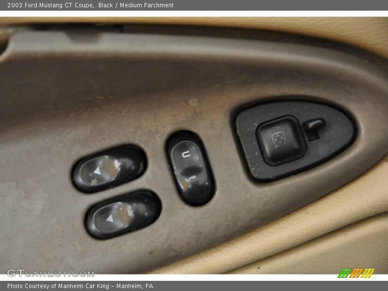 Black / Medium Parchment 2003 Ford Mustang GT Coupe