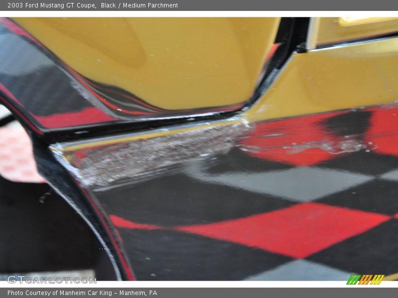 Black / Medium Parchment 2003 Ford Mustang GT Coupe