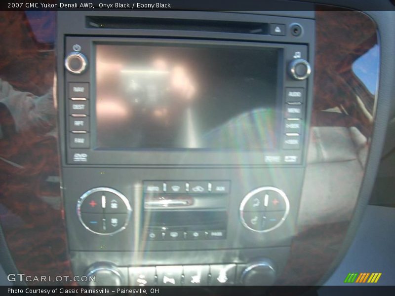 Onyx Black / Ebony Black 2007 GMC Yukon Denali AWD