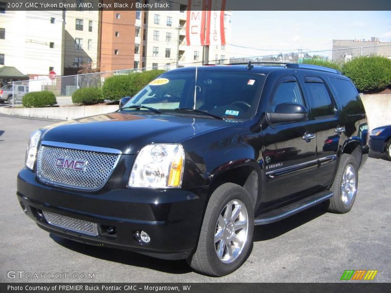 Onyx Black / Ebony Black 2007 GMC Yukon Denali AWD