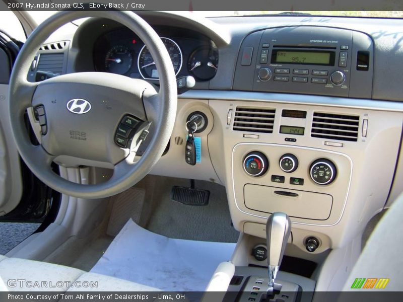 Ebony Black / Gray 2007 Hyundai Sonata GLS