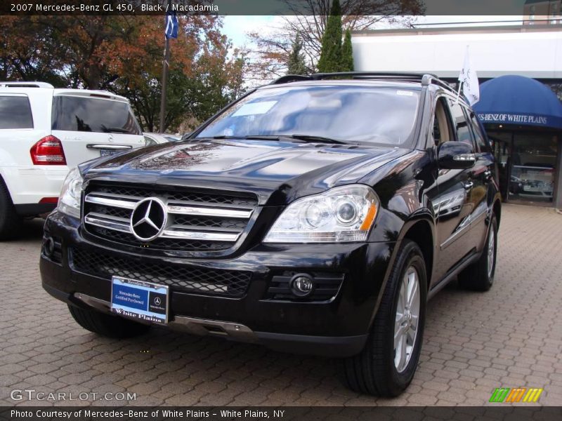 Black / Macadamia 2007 Mercedes-Benz GL 450