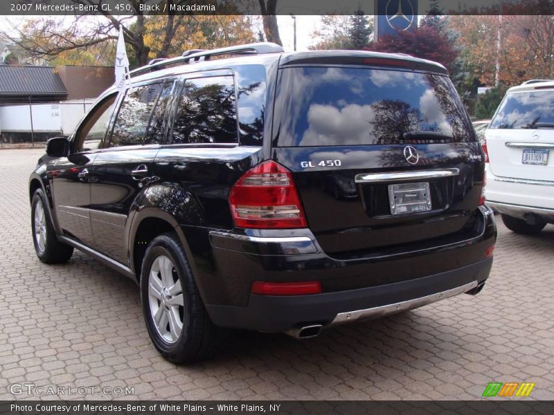 Black / Macadamia 2007 Mercedes-Benz GL 450