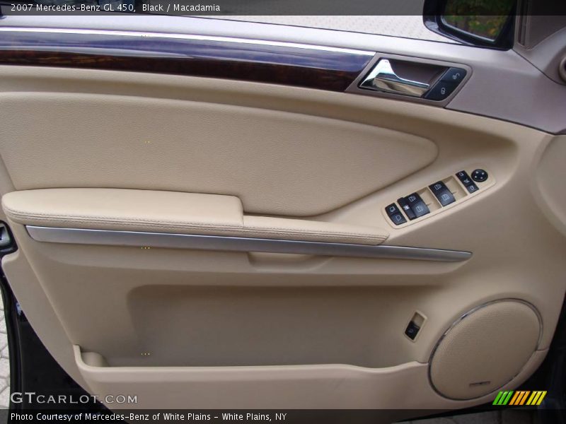 Black / Macadamia 2007 Mercedes-Benz GL 450