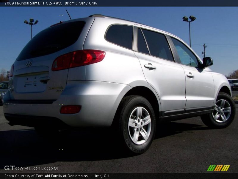 Bright Silver / Gray 2009 Hyundai Santa Fe GLS 4WD