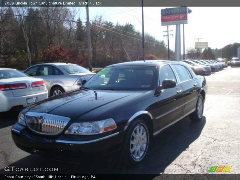 Black / Black 2009 Lincoln Town Car Signature Limited