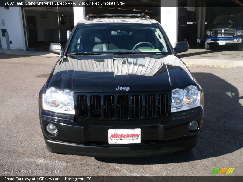 Black / Medium Slate Gray 2007 Jeep Grand Cherokee Laredo 4x4