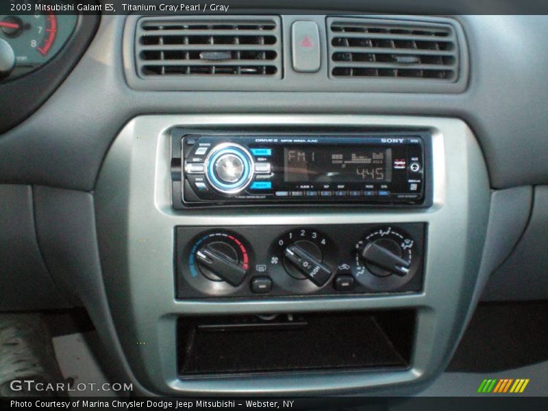 Titanium Gray Pearl / Gray 2003 Mitsubishi Galant ES