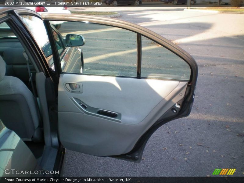 Titanium Gray Pearl / Gray 2003 Mitsubishi Galant ES