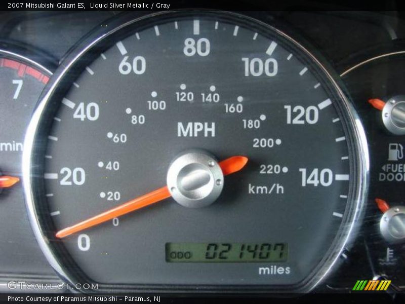 Liquid Silver Metallic / Gray 2007 Mitsubishi Galant ES