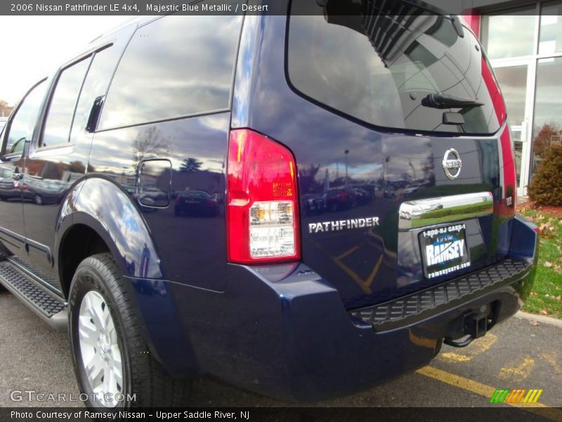 Majestic Blue Metallic / Desert 2006 Nissan Pathfinder LE 4x4
