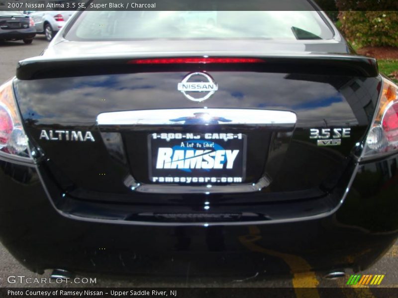 Super Black / Charcoal 2007 Nissan Altima 3.5 SE