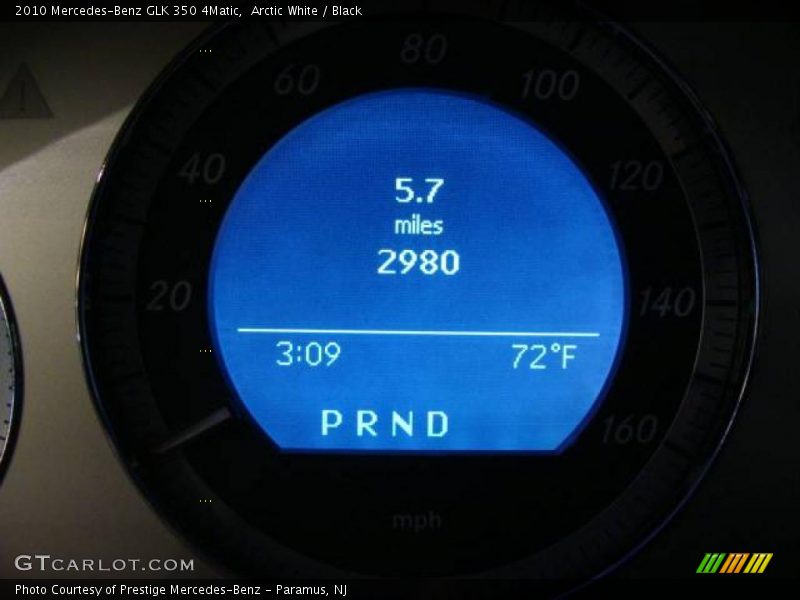 Arctic White / Black 2010 Mercedes-Benz GLK 350 4Matic