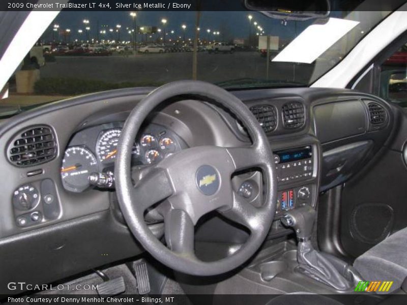 Silver Ice Metallic / Ebony 2009 Chevrolet TrailBlazer LT 4x4