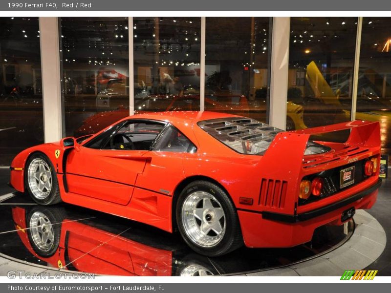 Red / Red 1990 Ferrari F40